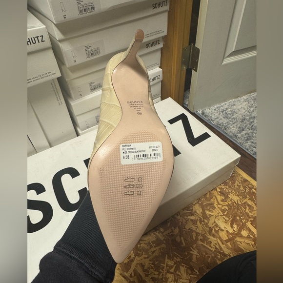 💯 Authentic Schutz Maryana Tall Knee High crocodile boot in Almond Bluff NWB - Picture 3 of 4